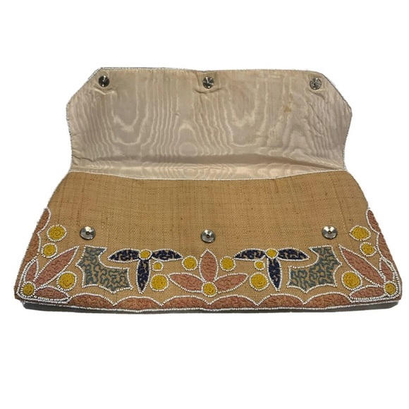 HENRY A LA PENSEE FRENCH HAND BEADED TAPESTRY HAND CLUTCH PURSE FRANCE. - Picture 8 of 8